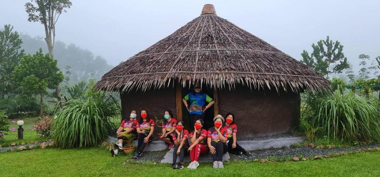 Baan Farang Homestay Phra Saeng Ban Nam Dam Buitenkant foto